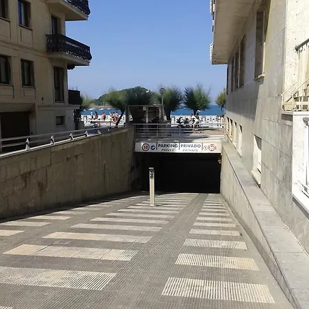 Marina La Concha 圣塞瓦斯蒂安